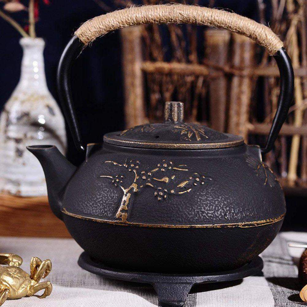 http://toroscookware.com/cdn/shop/products/traditional-japanese-cast-iron-teapot-779412_1200x1200.jpg?v=1599407194